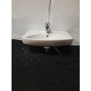 GDNS Hvid håndvask med Grohe armatur. 495 x 230 x 360mm